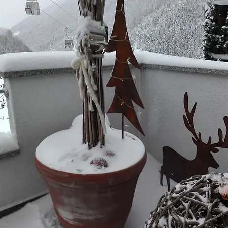 Apart-garni-muehlegg *